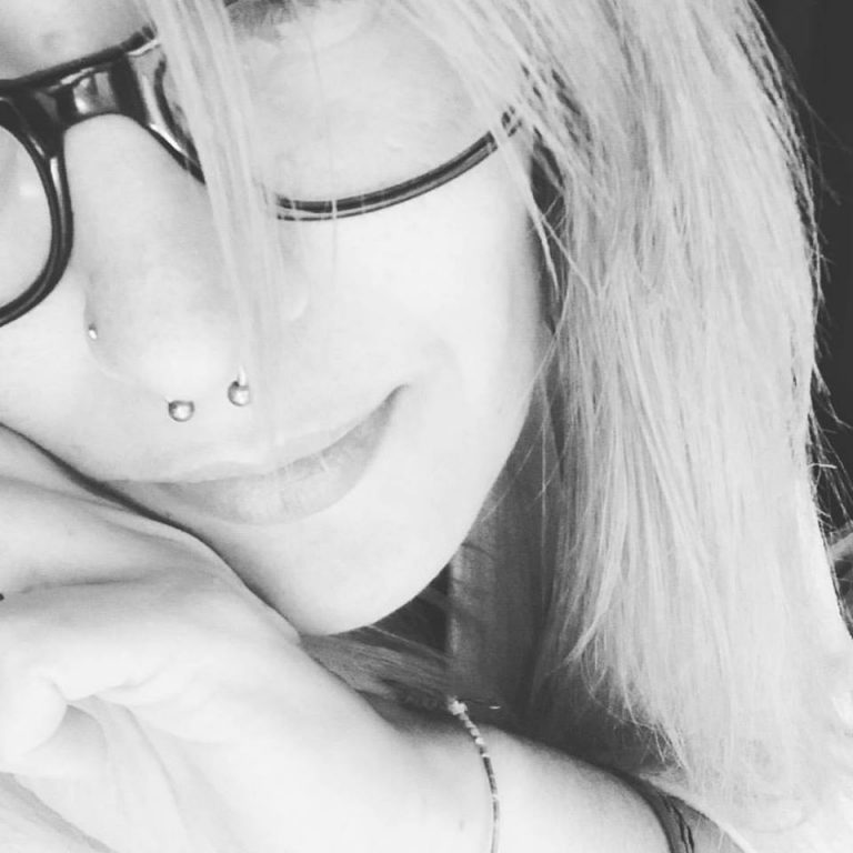 τι ισχύει για το Septum Piercing και τι είναι Jo S Bucket Jo Gogou