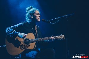 Emma-Ruth-Rundle-live-athens-photo-jo-gogou